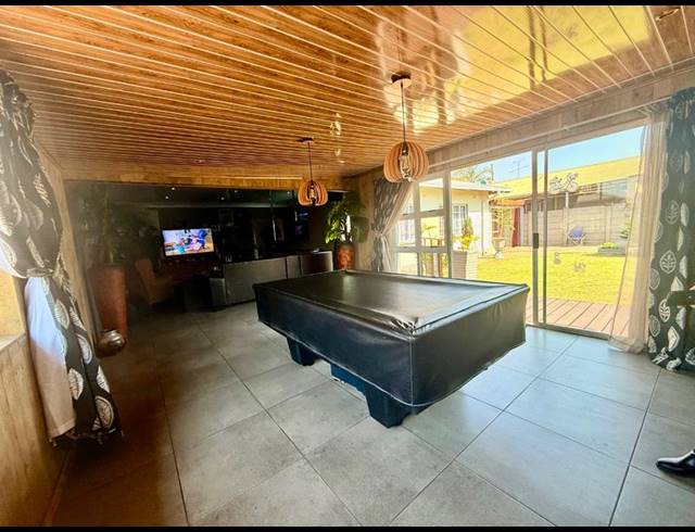 2 BEDROOM HOUSE FOR SALE IN VANDERBIJLPARK CW 5